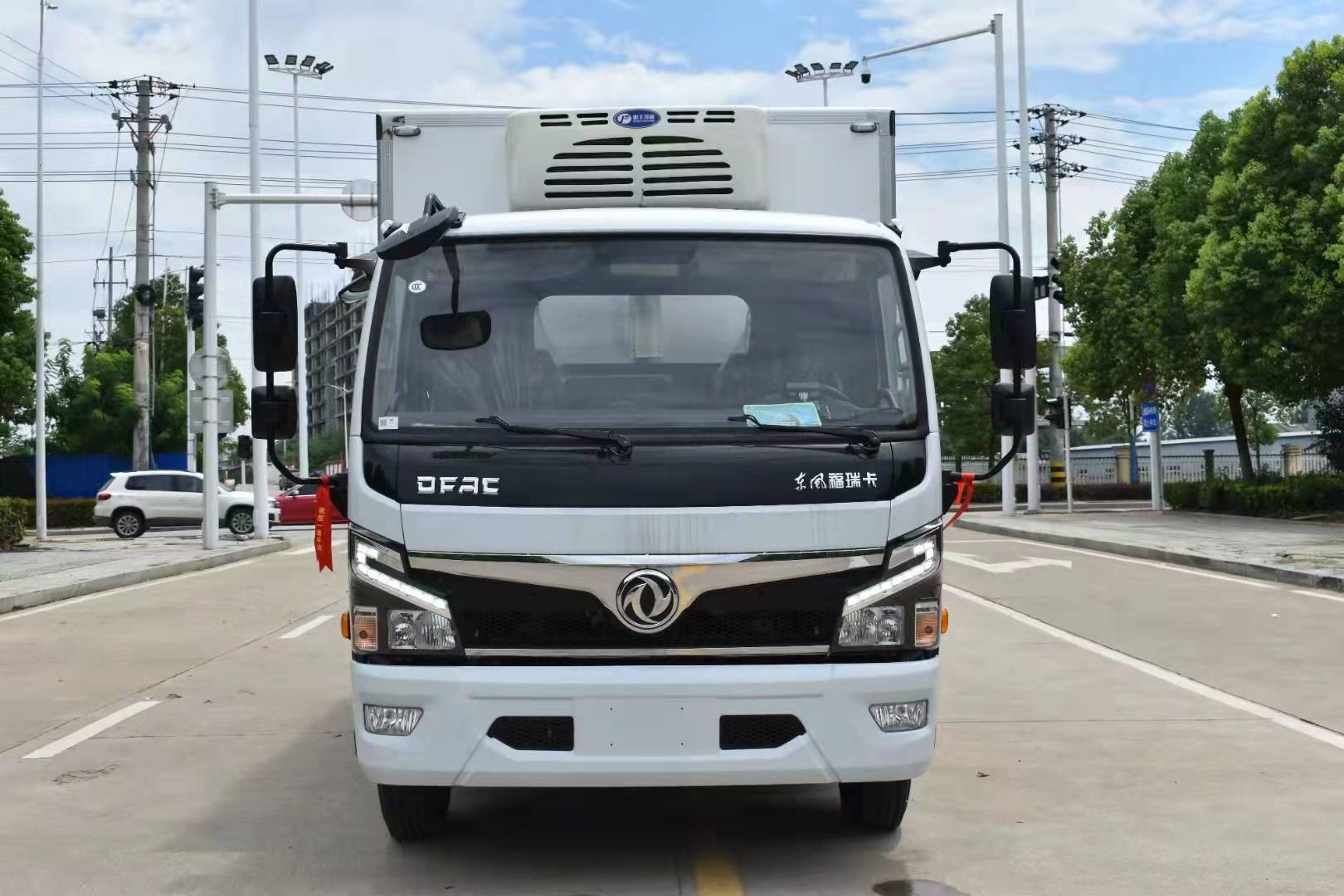 東風(fēng)福瑞卡混動(dòng)PHEV冷藏車