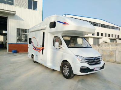 上汽大通V80C型房車(chē)